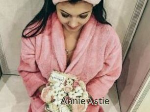 Annie_Astie