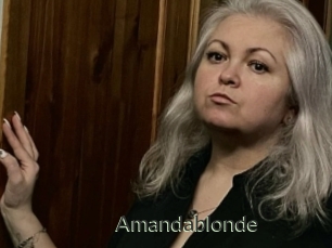 Amandablonde