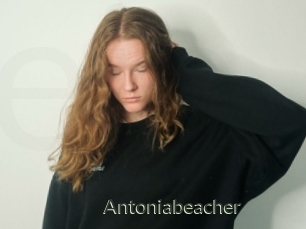 Antoniabeacher