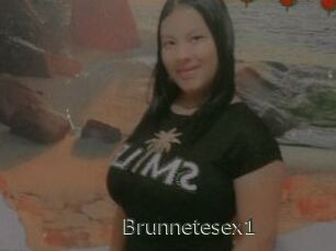 Brunnetesex1