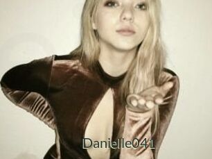Danielle041