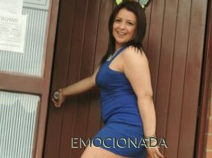 EMOCIONADA