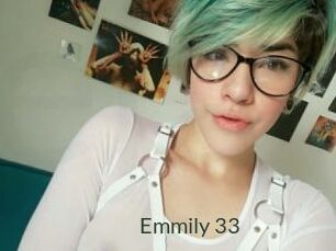 Emmily_33
