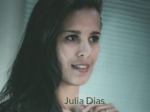 Julia_Dias