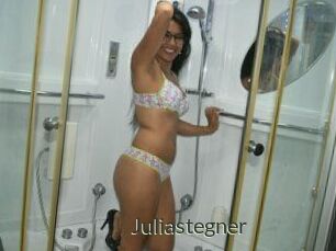 Julia_stegner