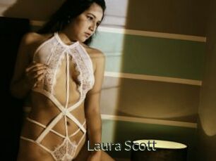 Laura_Scott