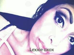 Lexxie_oxox