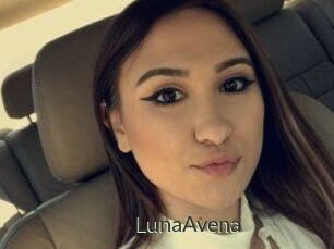 Luna_Avena