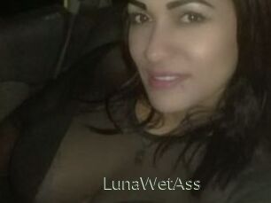 LunaWetAss