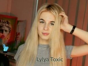 Lylya_Toxic