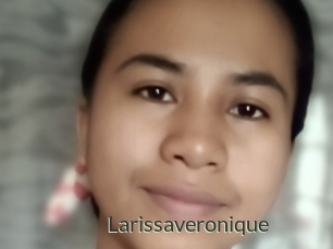 Larissaveronique