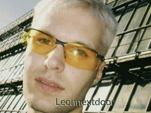 Leonnextdoor