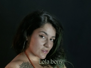 Lola_bony