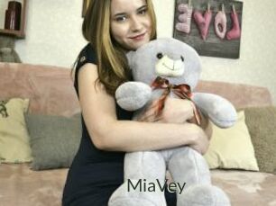 MiaVey