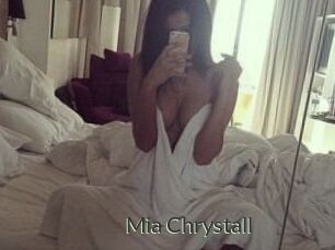Mia_Chrystall