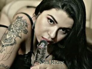 Mia_Rioss