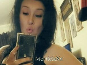 MorticiaXx