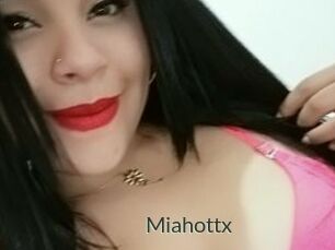 Miahottx