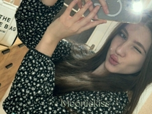 Mooniekiss