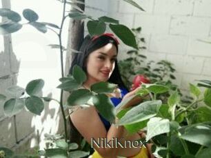 NikiKnox