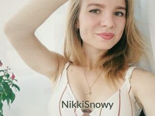 NikkiSnowy