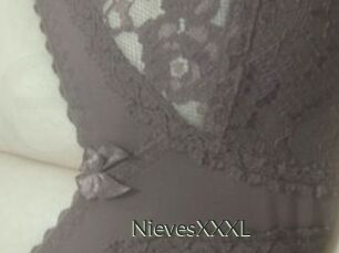NievesXXXL