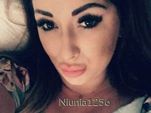 Niunia1256