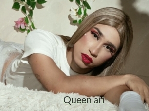 Queen_ari