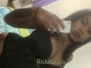 RickiRoxxx