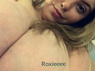 Roxieeee
