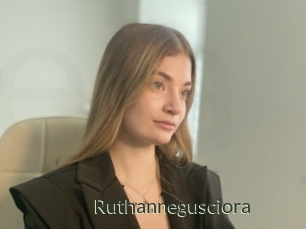 Ruthannegusciora