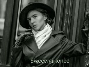Sweetygirlonee