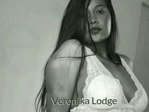 Veronika_Lodge