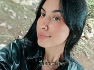 Zia_cooper